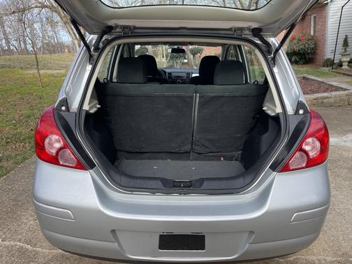 2012 Nissan Versa 1.8 S