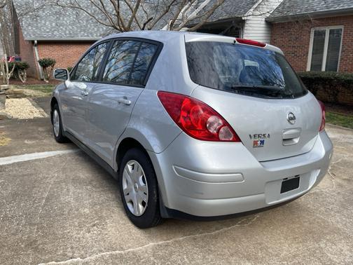2012 Nissan Versa 1.8 S