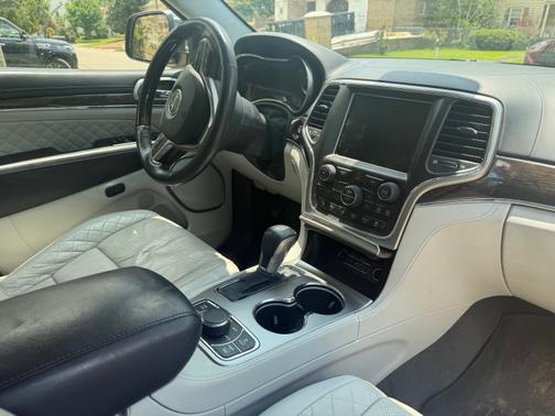 2017 Jeep Grand Cherokee Summit