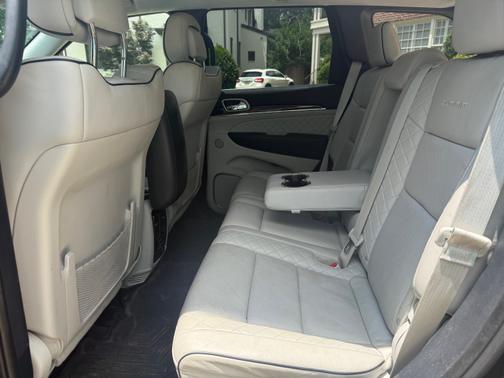 2017 Jeep Grand Cherokee Summit