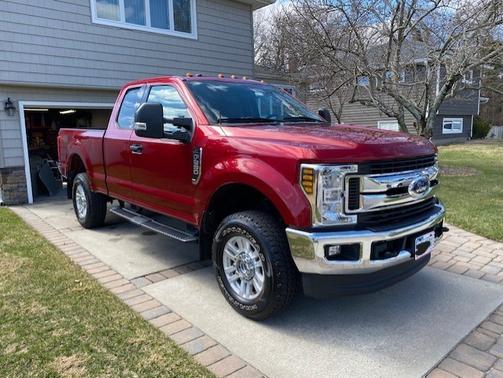 Red 2019 Ford F-250 XLT