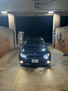 Black 2006 BMW 325 i