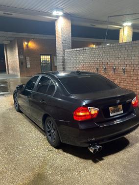 Black 2006 BMW 325 i