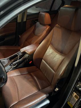 Black 2006 BMW 325 i