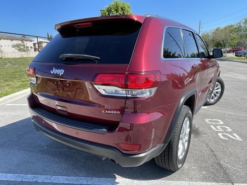 Red 2021 Jeep Grand Cherokee Laredo