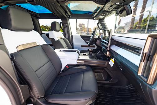White 2022 GMC HUMMER EV Edition 1