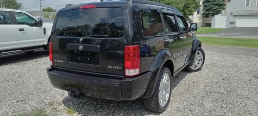 Black 2011 Dodge Nitro Heat