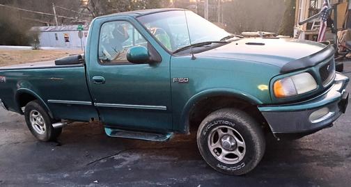 1997 Ford F-150 XL