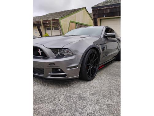 2014 Ford Mustang GT Premium