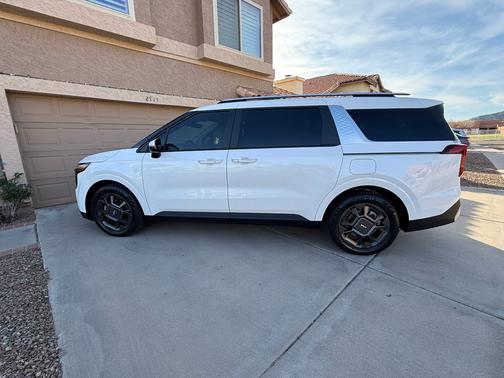 2026 Kia Carnival Hybrid EX