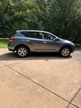 Gray 2014 Nissan Murano S