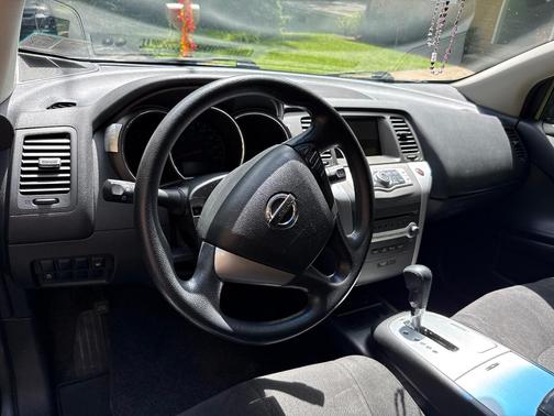 Gray 2014 Nissan Murano S