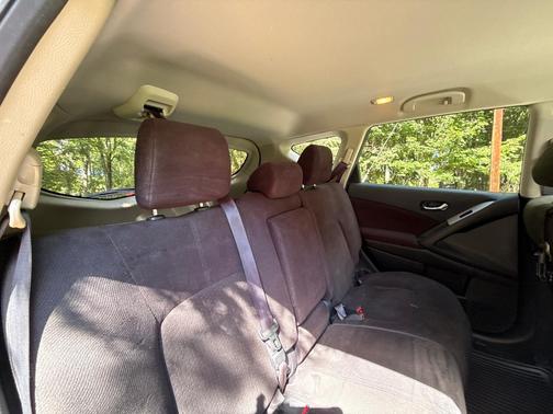 Gray 2014 Nissan Murano S