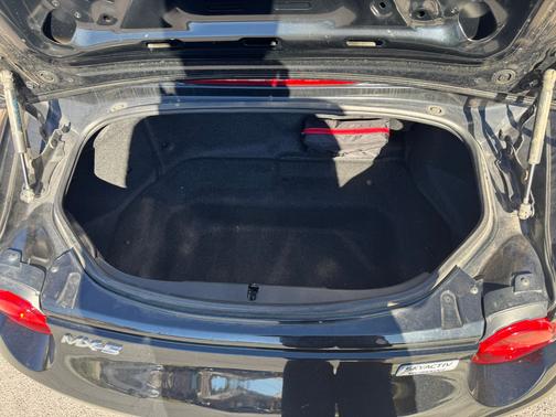 2017 Mazda MX-5 Miata Sport