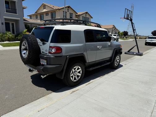 2014 Toyota FJ Cruiser Base