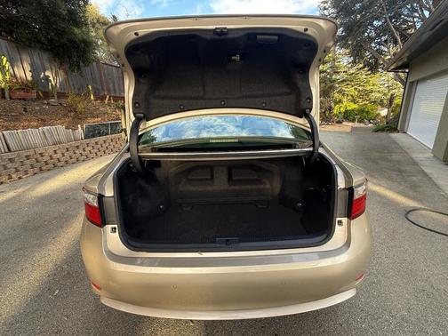 Gold 2013 Lexus ES 300h Base