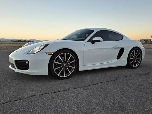 White 2014 Porsche Cayman Cayman S