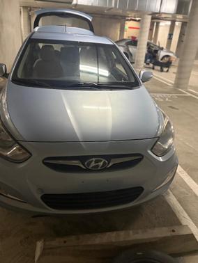 Blue 2013 Hyundai Accent SE