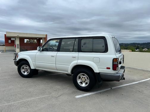 White 1996 Toyota Land Cruiser Base