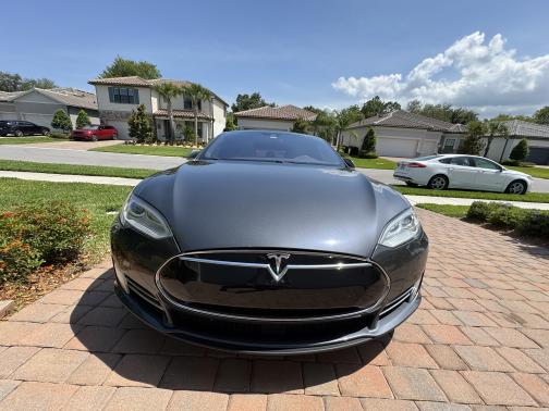 2015 Tesla Model S P90D