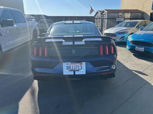 2020 Ford Shelby GT350 Base