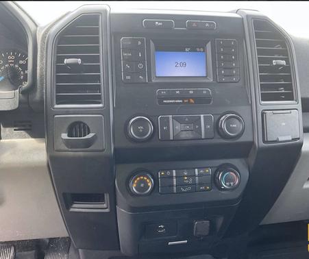 White 2018 Ford F-150 XL