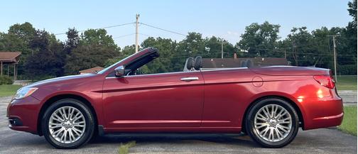 2011 Chrysler 200 Limited