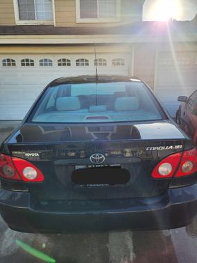 2005 Toyota Corolla LE