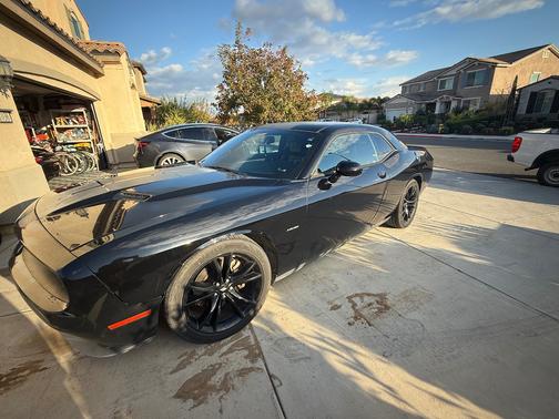 2017 Dodge Challenger R/T
