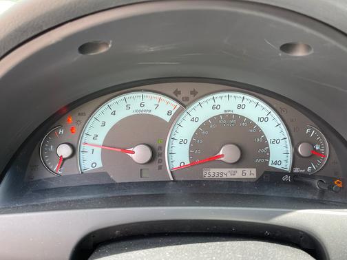 White 2010 Toyota Camry Base