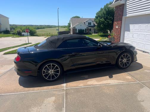 Black 2018 Ford Mustang EcoBoost Premium