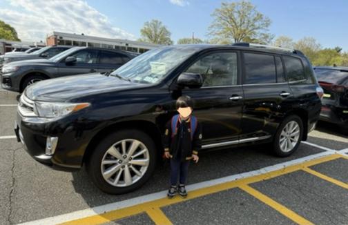Black 2013 Toyota Highlander Hybrid Limited