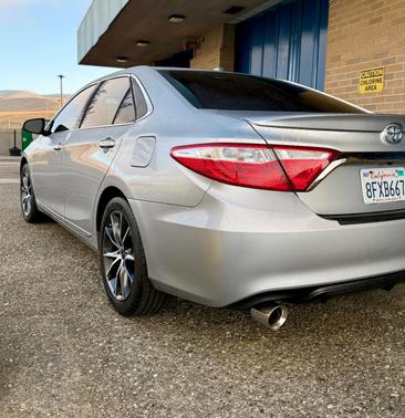 Silver 2015 Toyota Camry XSE