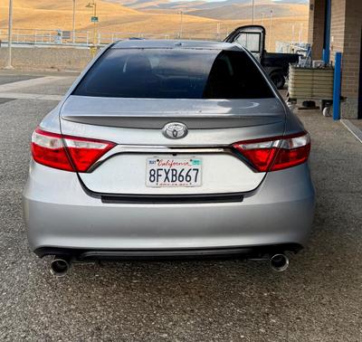 Silver 2015 Toyota Camry XSE