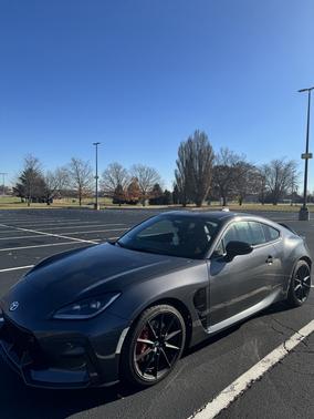 2024 Toyota GR86 Premium