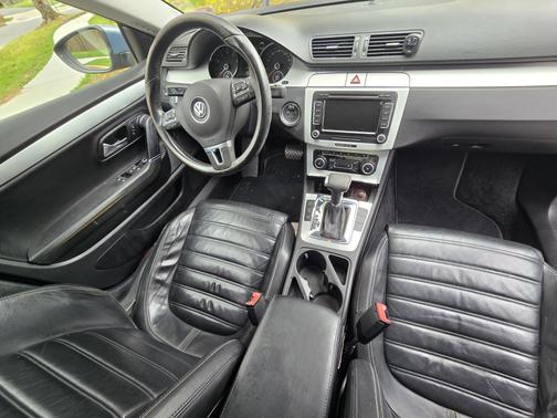 2009 Volkswagen CC Luxury