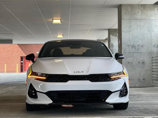 White 2022 Kia K5 GT-Line
