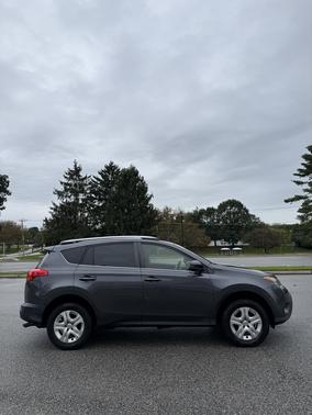 Gray 2014 Toyota RAV4 LE