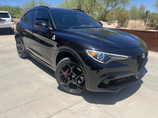 2023 Alfa Romeo Stelvio Quadrifoglio