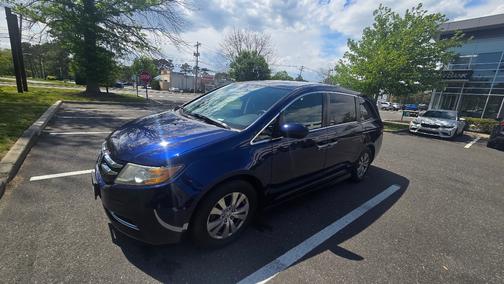 Blue 2016 Honda Odyssey SE