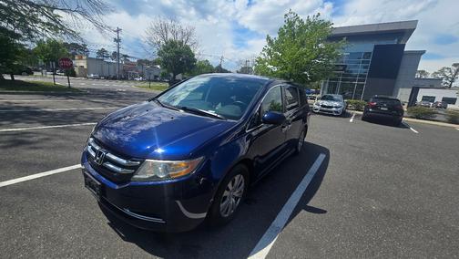 Blue 2016 Honda Odyssey SE