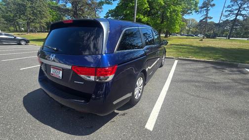 Blue 2016 Honda Odyssey SE