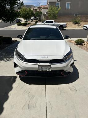 White 2023 Kia Forte GT-Line
