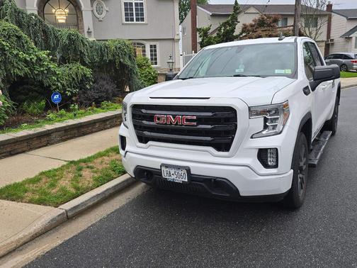 White 2021 GMC Sierra 1500 Elevation