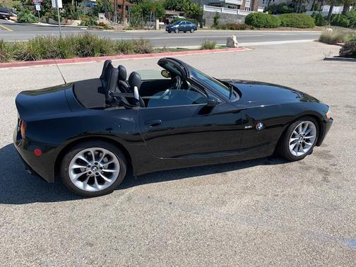 2003 BMW Z4 2.5i Roadster