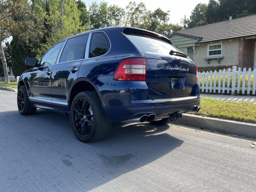Blue 2006 Porsche Cayenne Cayenne Turbo S