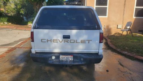 2001 Chevrolet S-10 LS