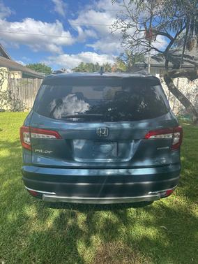 Blue 2019 Honda Pilot Touring 7-Passenger