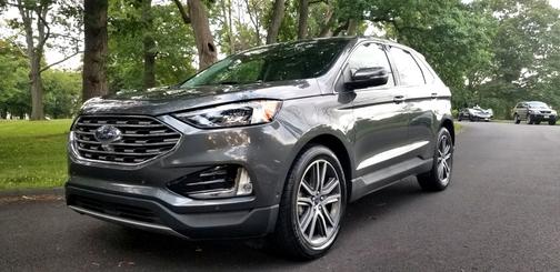 Photo 1 of 24 of 2019 Ford Edge Titanium