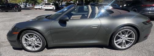 2020 Porsche 911 Carrera